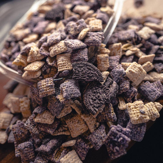 MUDDY SNACK MIX PARTY BOWL